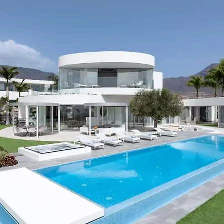 Villa Equilibrium