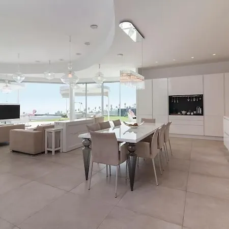 Equilibrium Willa *