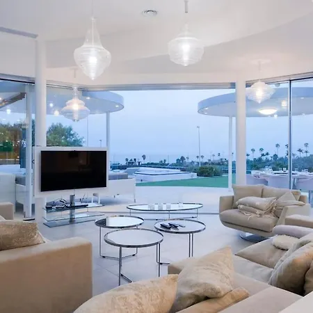 Equilibrium Villa Costa Adeje